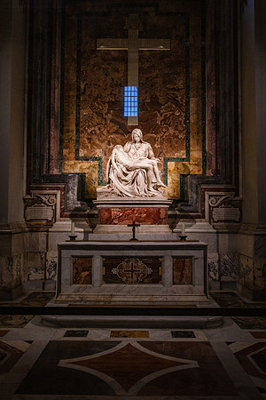 Rome, Italy city views of St. Peter's, the Colosseum, Piazza Navona, Trevi Fountain, the Pantheon, and Roman Forum Blue Hour and Sunset