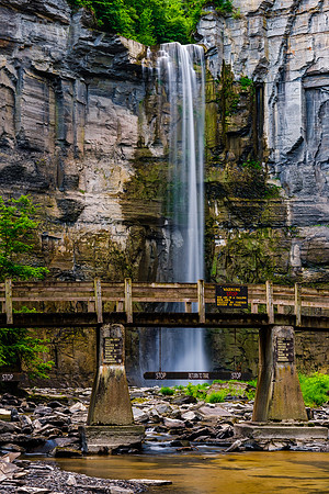 Spring at Taughannock Falls 2