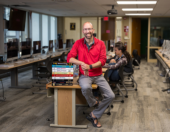 High School Tesserae Yearbook Co-Advisor Mike Simons